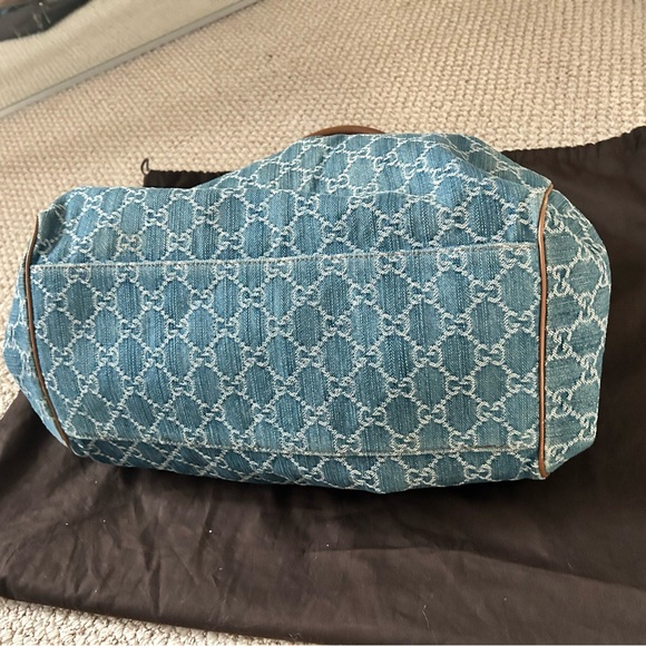 Gucci Denim Medium Sukey Tote Shoulder Bag - Picture 13 of 17